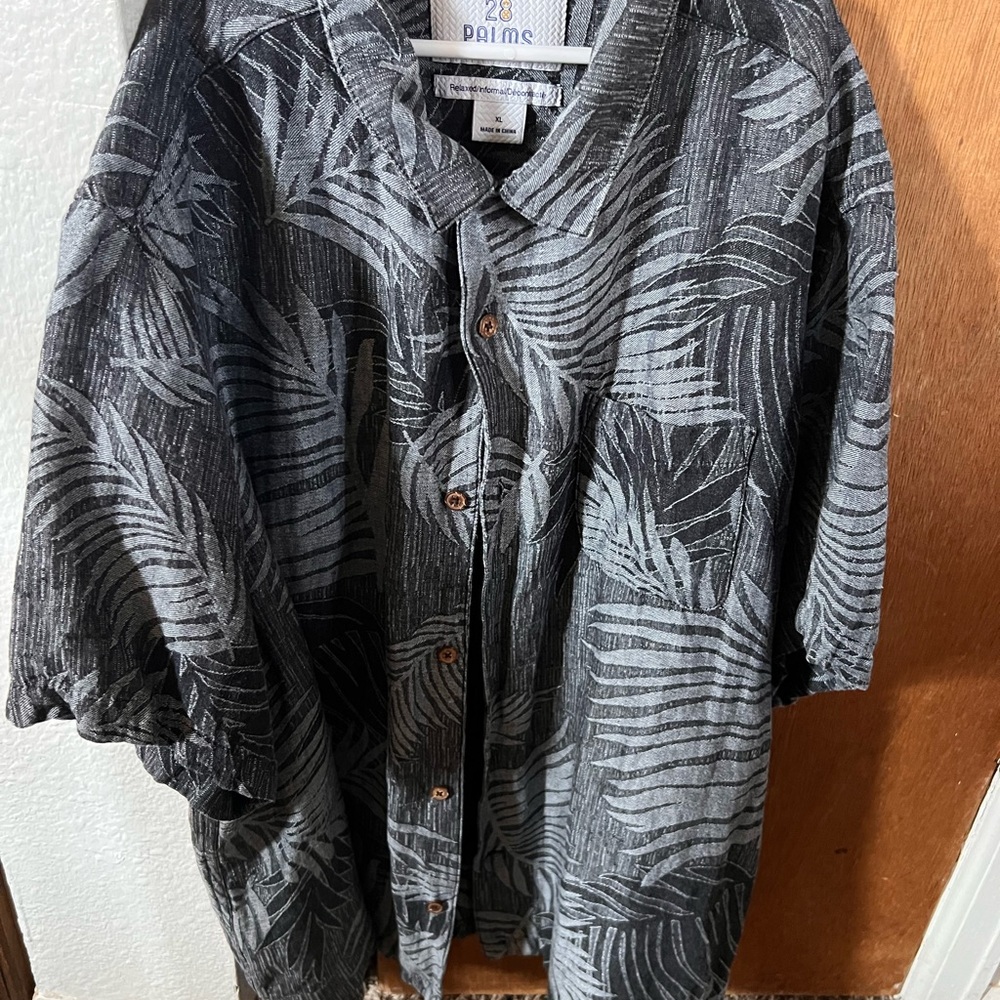28 Palms Leaf Print Shirt